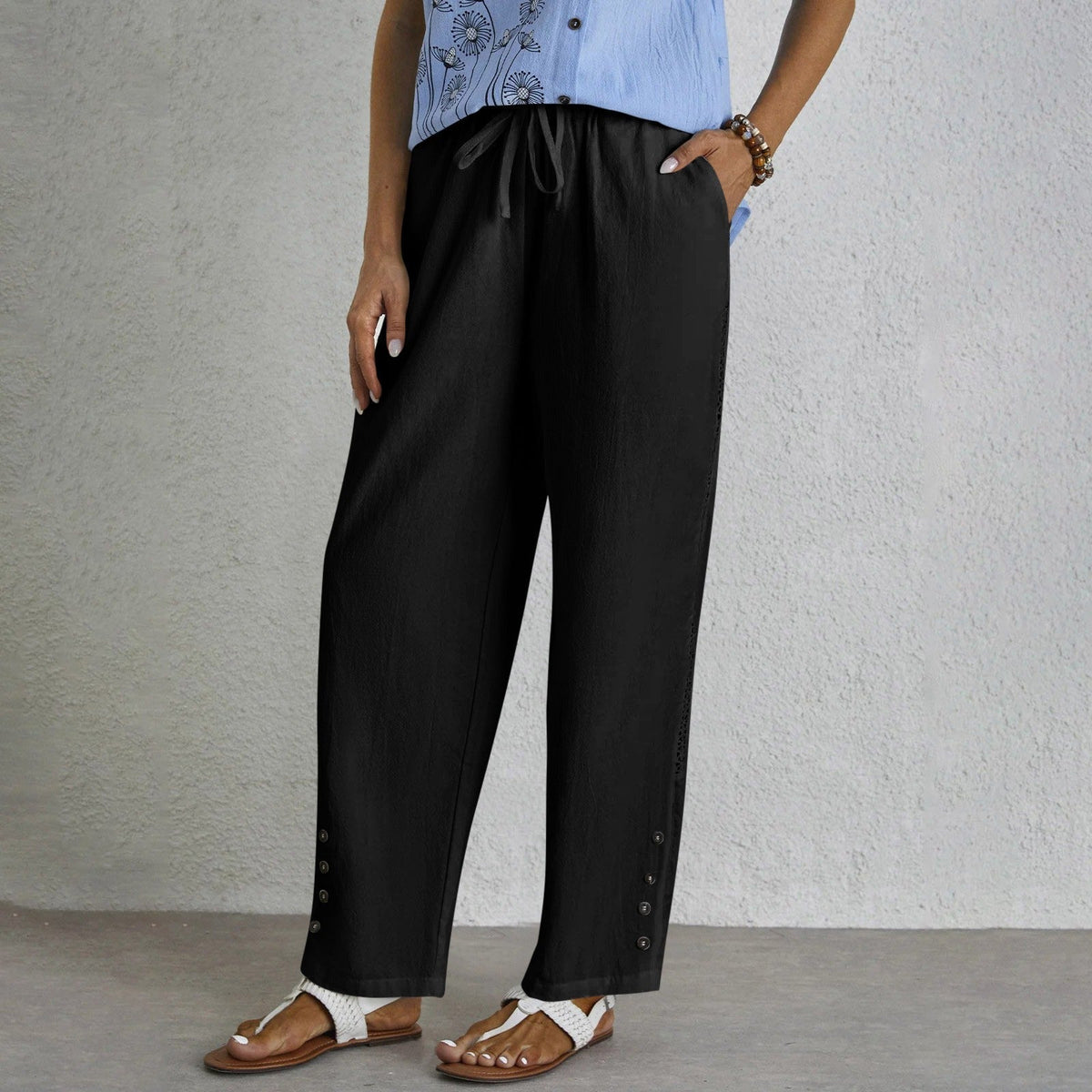 Shania - Pantaloni relaxed con coulisse e dettaglio bottoni sul fianco