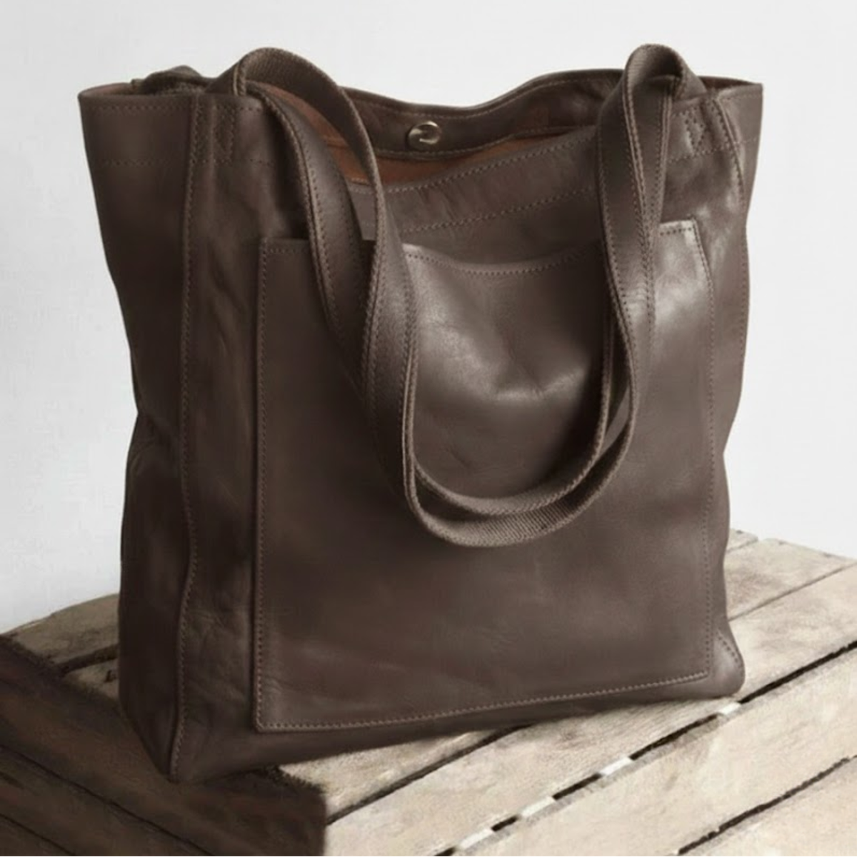 Lorena | Borsa in pelle moderna ed elegante